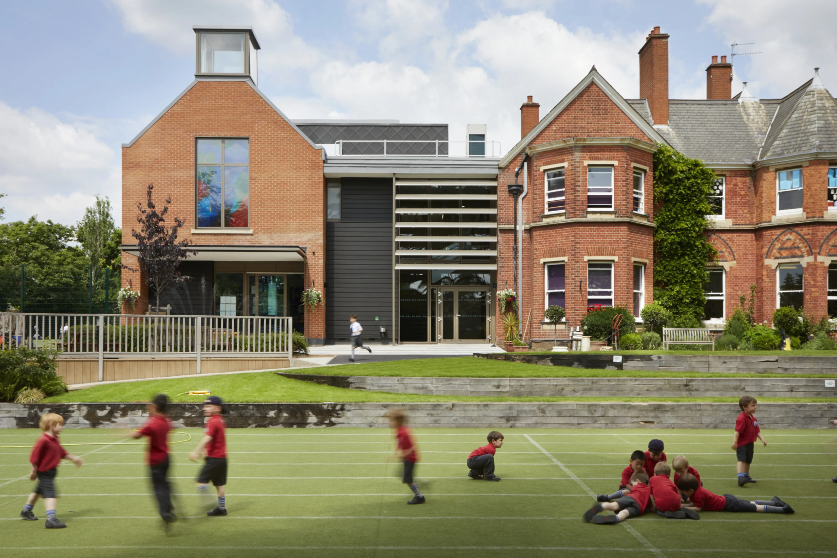 Modern School Phillips Tracey Architects